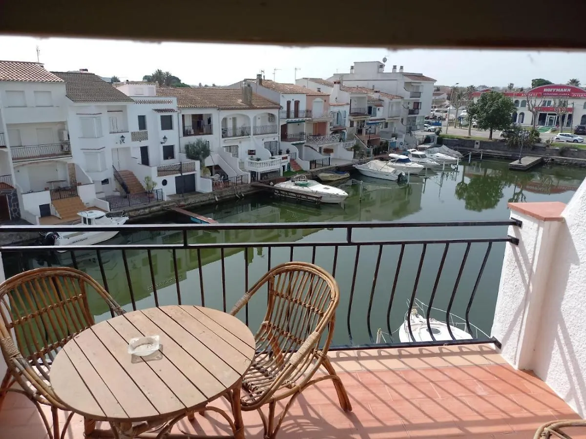 Estudi Amb Vistes Al Canal Apartment Empuriabrava